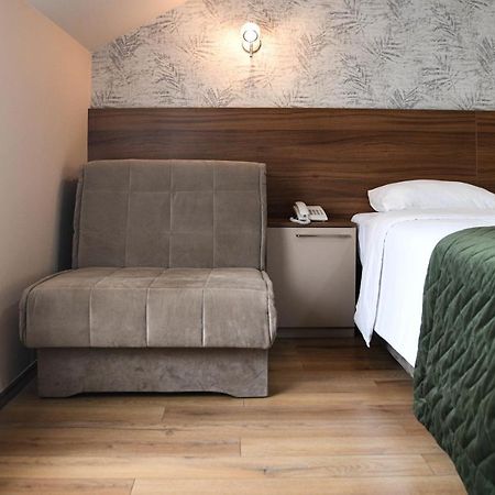 Hotel Garden Novi Sad Dış mekan fotoğraf