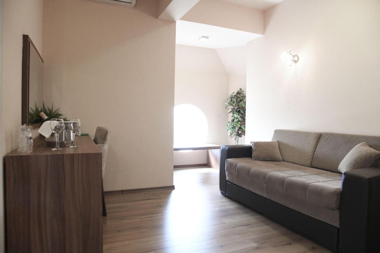 Hotel Garden Novi Sad Dış mekan fotoğraf