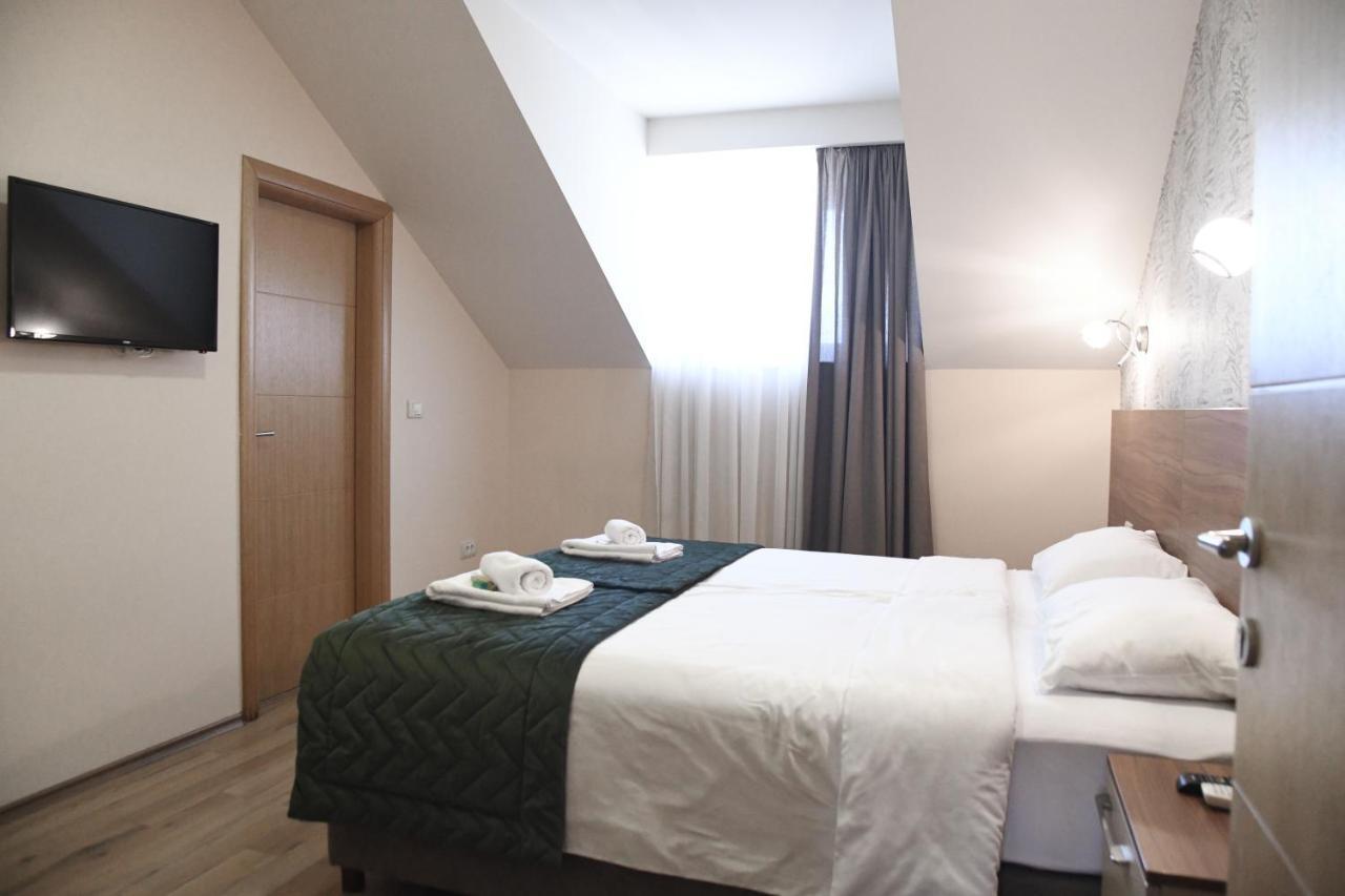 Hotel Garden Novi Sad Dış mekan fotoğraf