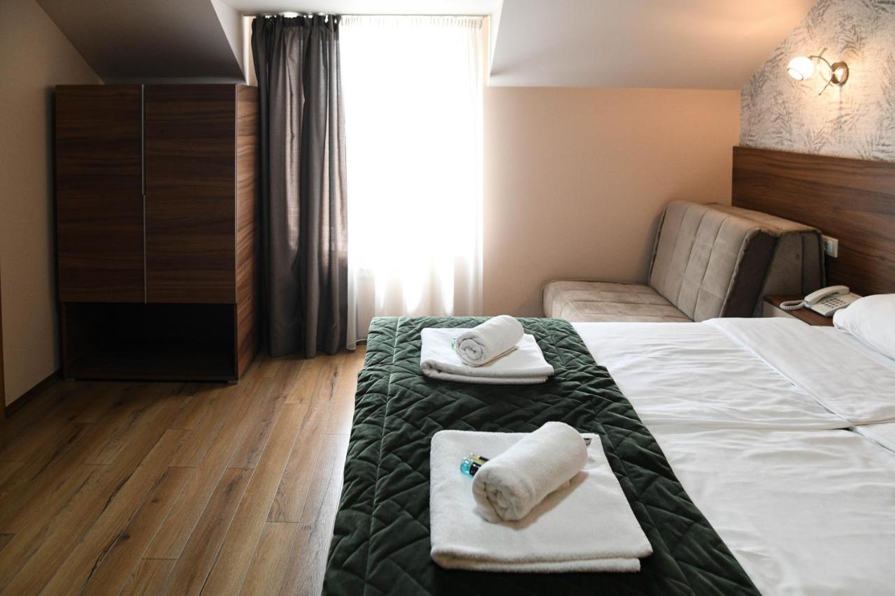 Hotel Garden Novi Sad Dış mekan fotoğraf