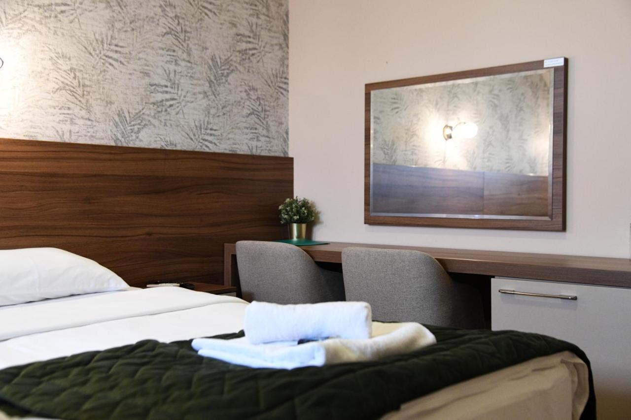 Hotel Garden Novi Sad Dış mekan fotoğraf